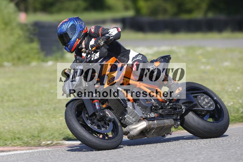 Archiv-2025/11 29.04.2025 PROMAX ADR/Gruppe gruen/136